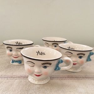 Set of 4 Winking Baileys Irish Cream 8 oz. Mugs